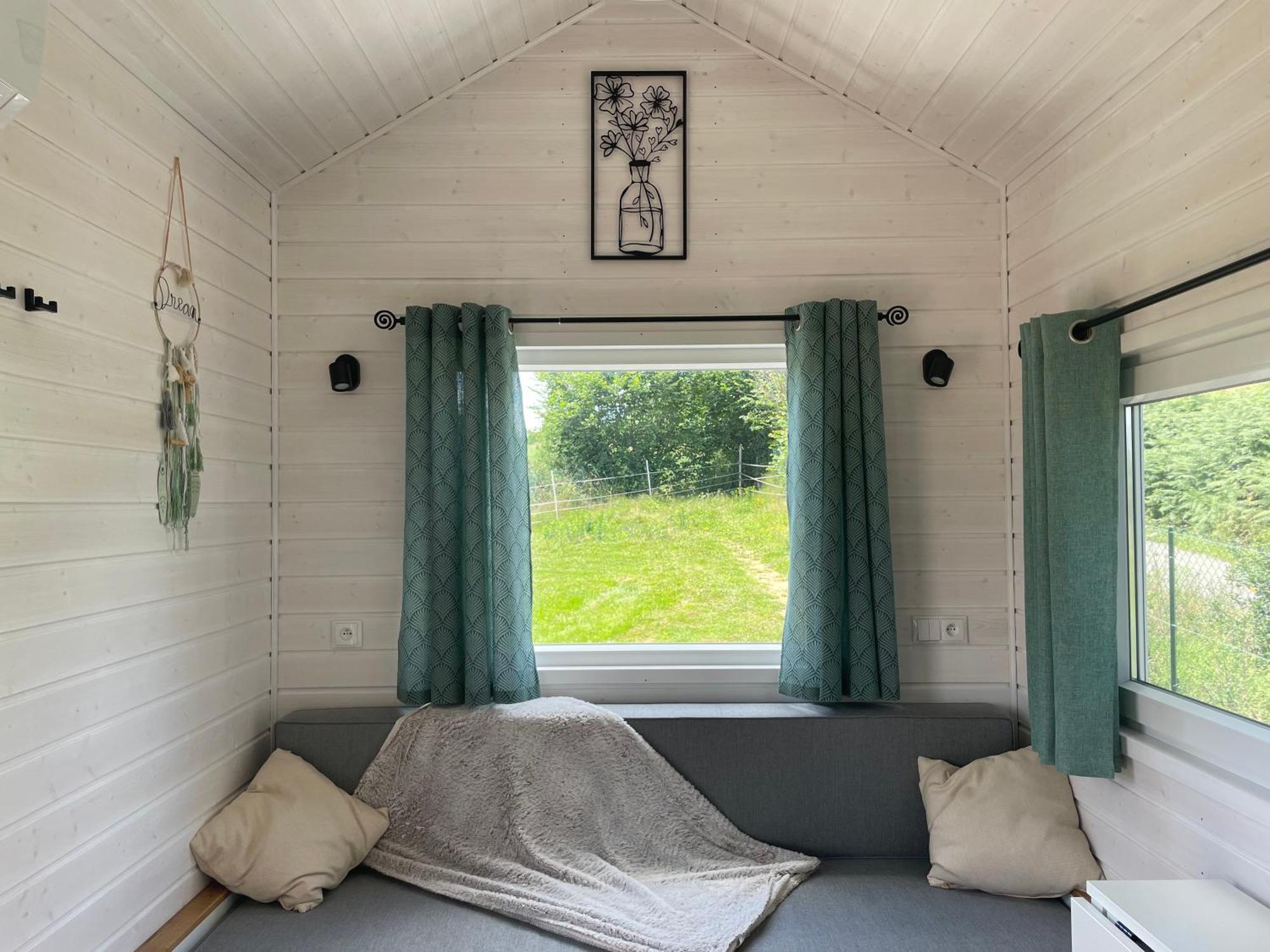 Вилла Tiny House La Samorienne Rejaumont  Экстерьер фото